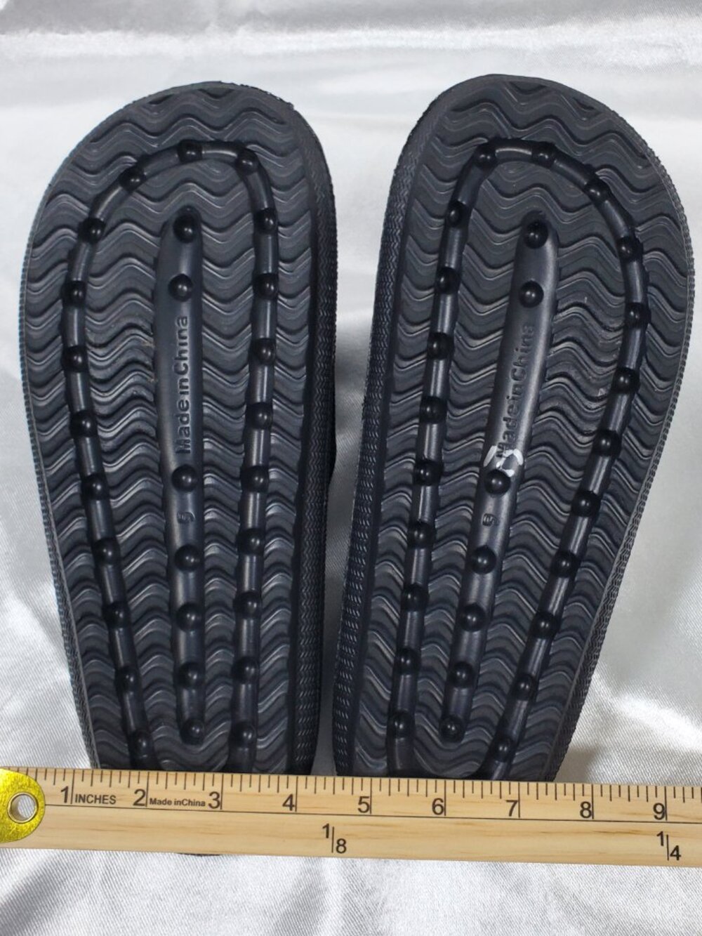 True Religion Black Comfort Foam Platform Slide Sandals Womens Size 9 - Picture 3 of 5